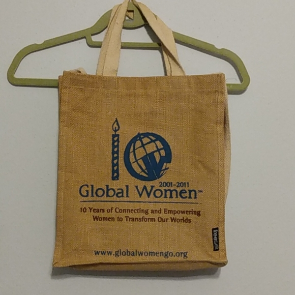 Burlap tote "Global Women" - Picture 1 of 3